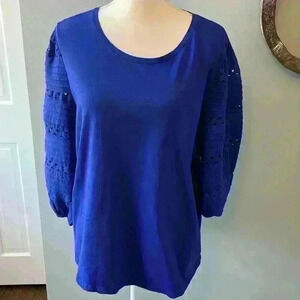 Chicos size 3 gorgeous blue top